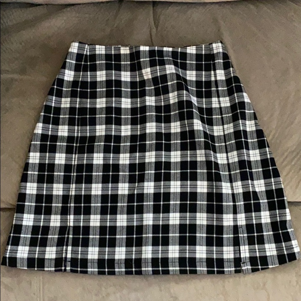 Brandy Melville plaid skirt!